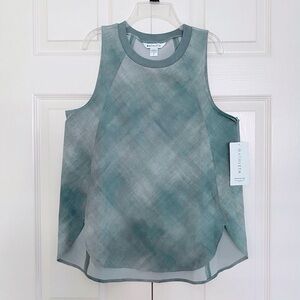 NWT Athleta Zephyr Tank Top Green Brush Print Size SP Travel Lightweight